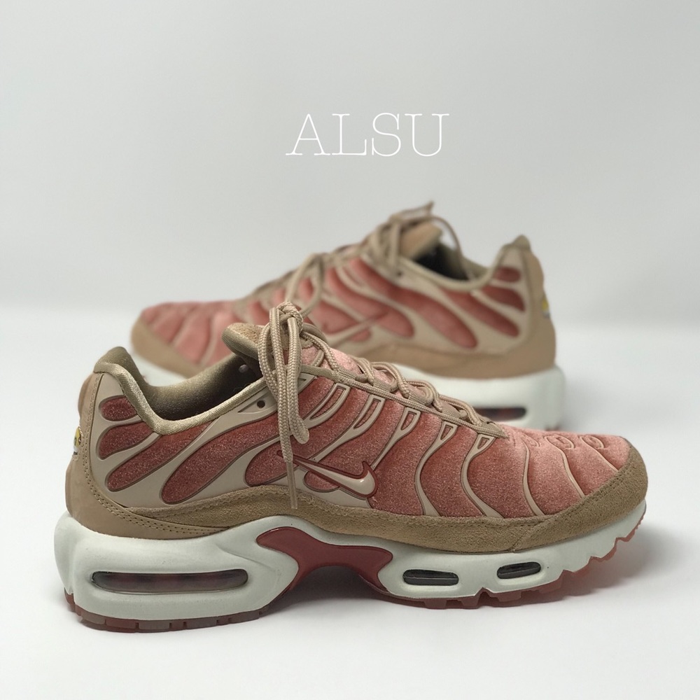 NWT Nike Air Max Plus LX Dusty Peach 🍑 W AUTHENT - Picture 2 of 7